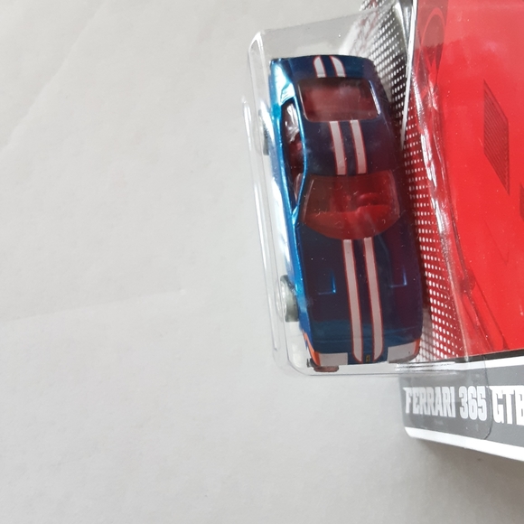 HOT WHEELS GARAGE  FERRARI 365 GTB4 DAYTONA 03/06 NEW - Picture 5 of 7